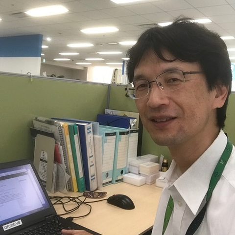 渡辺 敬彦 氏